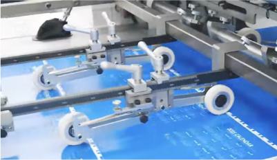 【台紙】抜き・スジ入れ